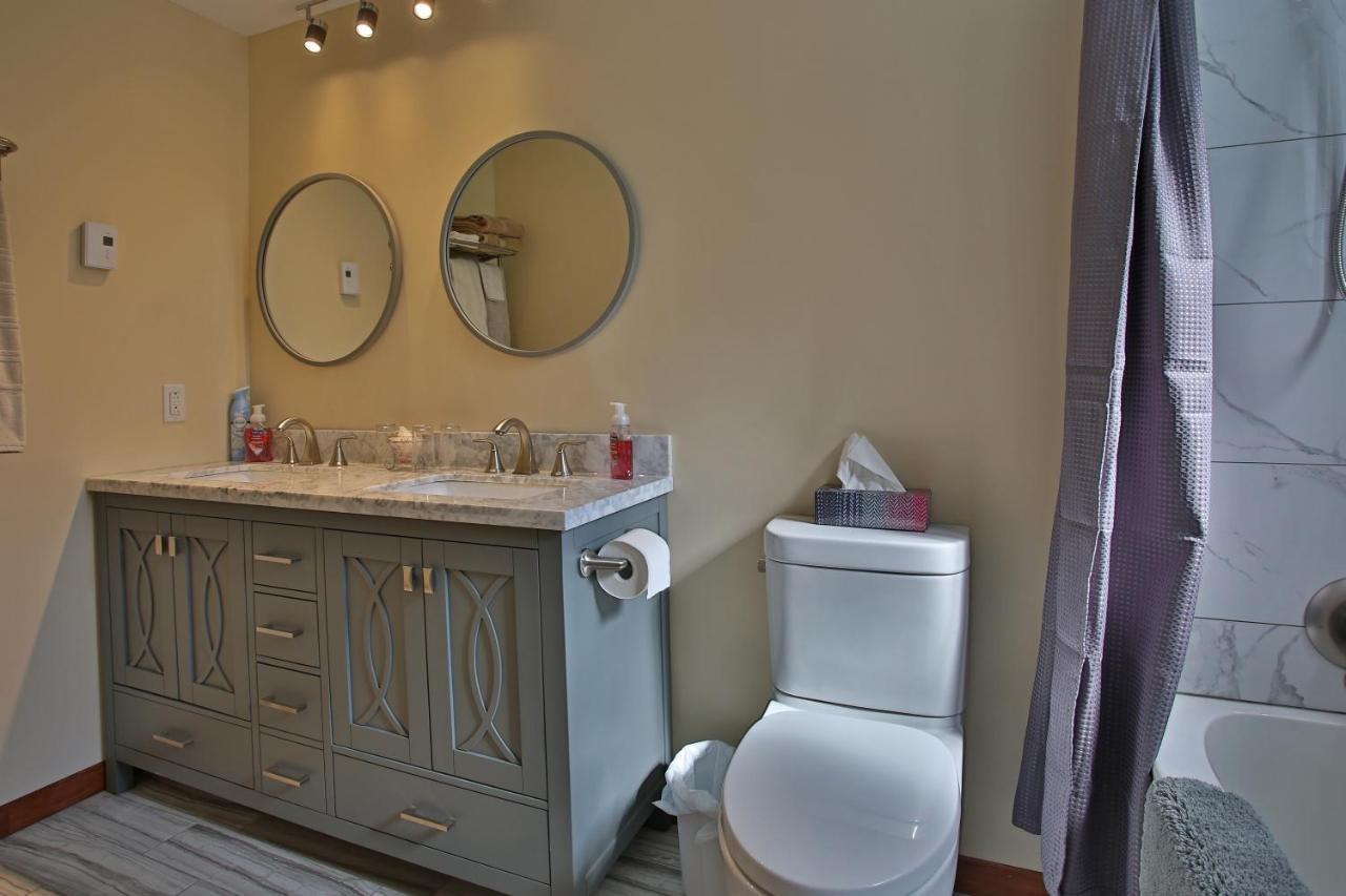 Ranch St-Hubert Bed & Breakfast Saint-Hermenegilde Bagian luar foto