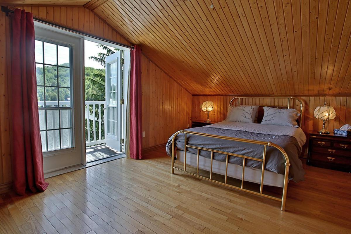 Ranch St-Hubert Bed & Breakfast Saint-Hermenegilde Bagian luar foto