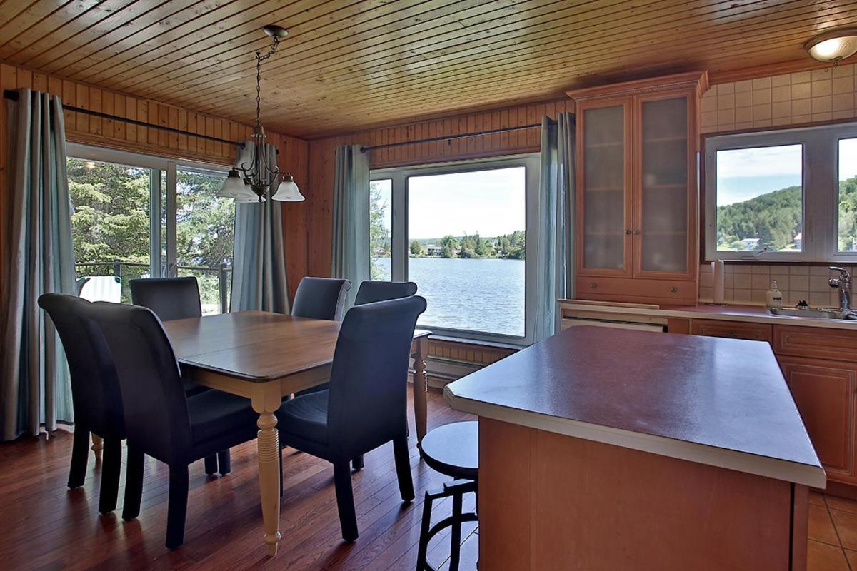 Ranch St-Hubert Bed & Breakfast Saint-Hermenegilde Bagian luar foto