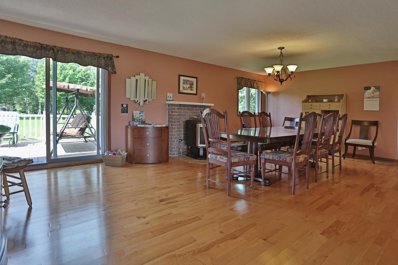 Ranch St-Hubert Bed & Breakfast Saint-Hermenegilde Bagian luar foto
