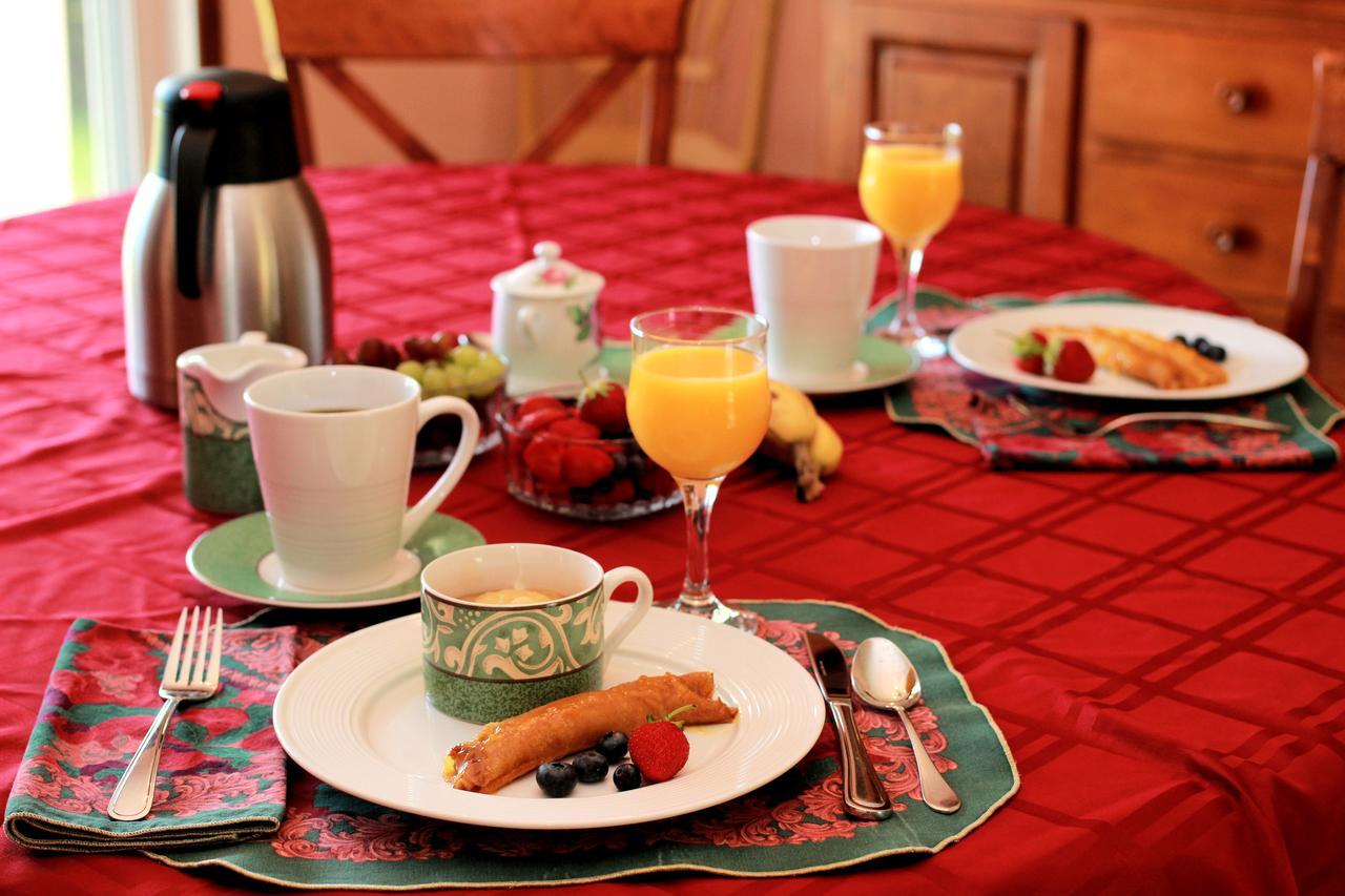 Ranch St-Hubert Bed & Breakfast Saint-Hermenegilde Bagian luar foto
